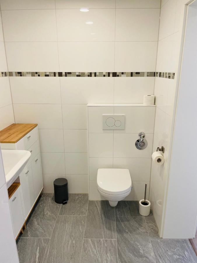 Zollernalb-Apartment Mg Албщат Екстериор снимка